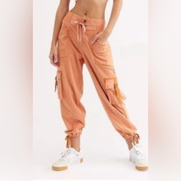 FP Movement Semi Charmed Jogger Cargos Sundown small - Picture 1 of 16